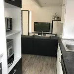 Jeannette Ideal Fuer Geschaeftsreisende, Wlan Und Rechnung Moeglich Apartament *