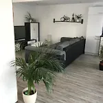 Apartament Jeannette Ideal Fuer Geschaeftsreisende, Wlan Und Rechnung Moeglich