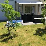 Apartament Jeannette Ideal Fuer Geschaeftsreisende, Wlan Und Rechnung Moeglich *