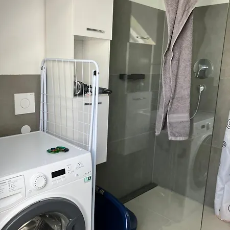 Jeannette Ideal Fuer Geschaeftsreisende, Wlan Und Rechnung Moeglich Apartament Balingen