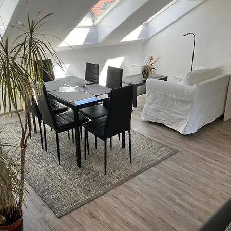 Apartamento Jeannette Ideal Fuer Geschaeftsreisende, Wlan Und Rechnung Moeglich *